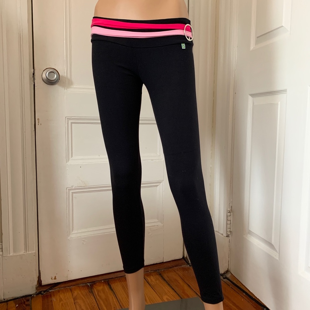 Israeli Sport Brazil Capris With Belt Detail Sz M